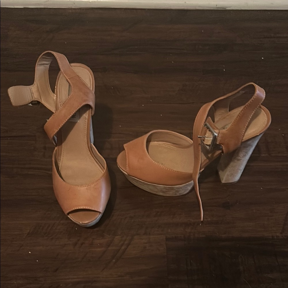 Steve Madden Tan Platform Heels